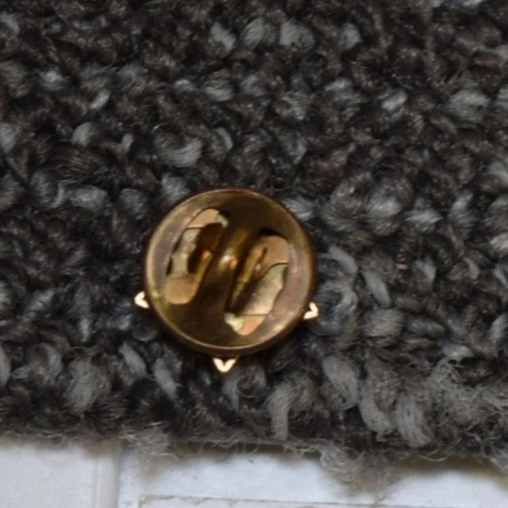 Vintage Boy Cub Scout 3 YEAR Membership Uniform Shirt Pin Gold Star BSA
